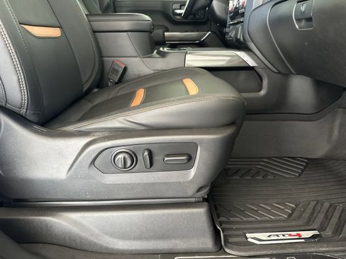 Used 2020 GMC Sierra 2500 AT4 w/ AT4 Premium Package image 41