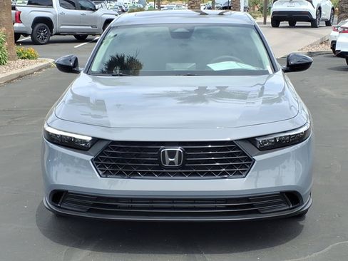 Used 2025 Honda Accord SE image 2