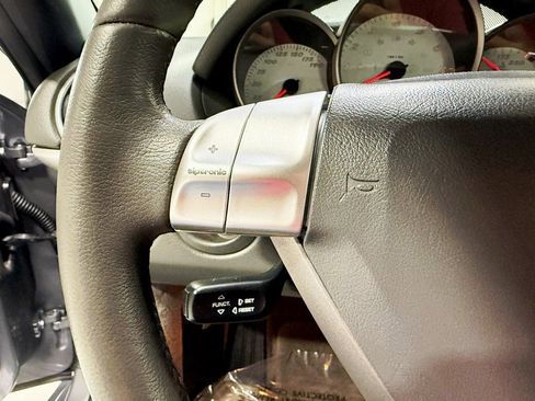 Used 2005 Porsche Boxster S image 12