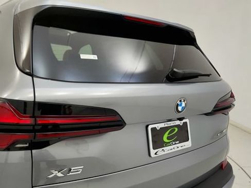 Used 2025 BMW X5 sDrive40i w/ Parking Assistance Package RWD image 26
