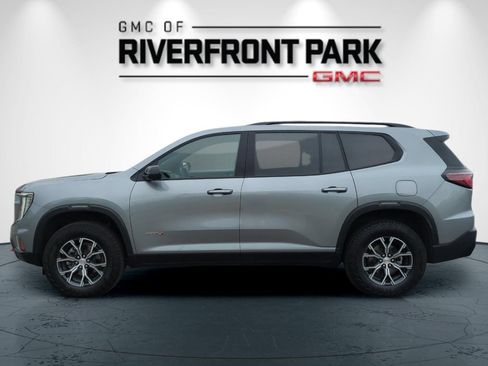 Used 2025 GMC Acadia AT4 w/ Luxury Package AWD/4WD image 6