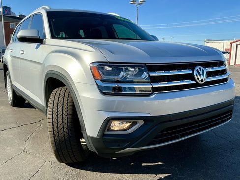 Used 2019 Volkswagen Atlas SEL image 2