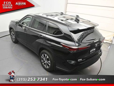 Used 2026 Toyota Highlander XLE AWD/4WD image 28