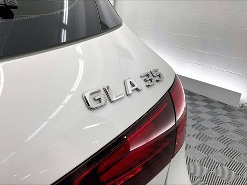 Certified 2024 Mercedes-Benz GLA 35 AMG 4MATIC image 31
