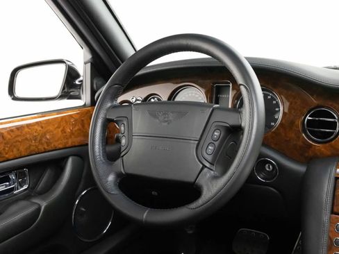 Used 2005 Bentley Arnage T RWD image 10
