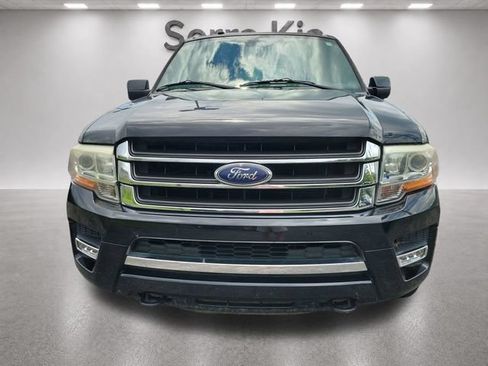 Used 2015 Ford Expedition Limited w/ Equipment Group 301A AWD/4WD image 8