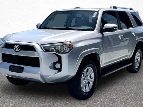 Used 2019 Toyota 4Runner SR5 Premium AWD/4WD image 4