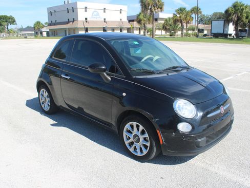 Used 2017 FIAT 500 Pop FWD image 18