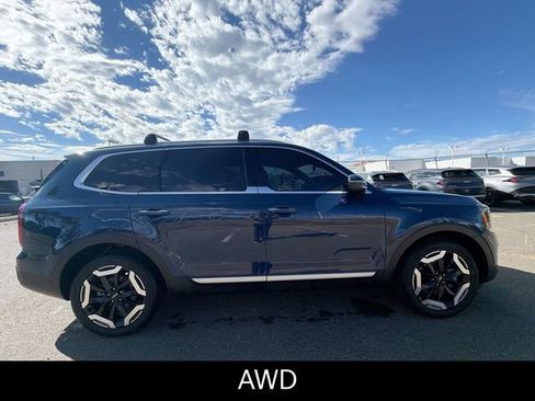 Certified 2024 Kia Telluride S w/ S Sunroof Package AWD/4WD image 7