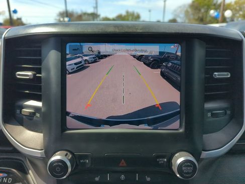 Used 2022 RAM 1500 Big Horn image 25