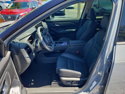 Certified 2024 Nissan Rogue SL FWD image 13