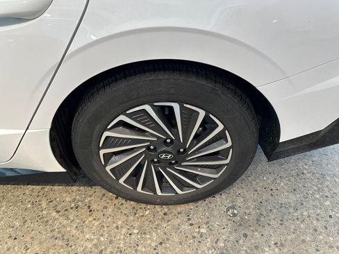 Used 2025 Hyundai Sonata SEL FWD image 30