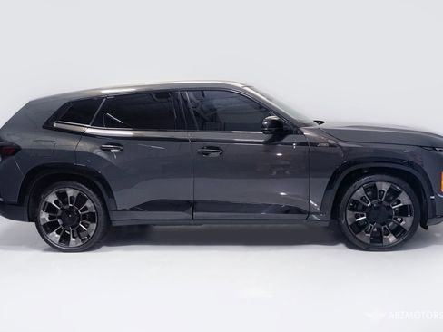Used 2023 BMW XM AWD/4WD image 3