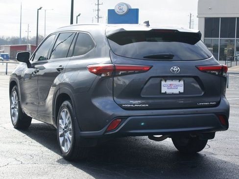 Used 2020 Toyota Highlander Limited image 18
