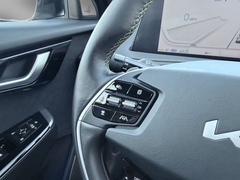 Used 2023 Kia EV6 GT image 72