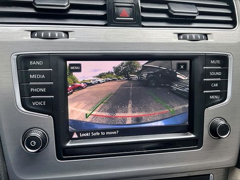 Used 2017 Volkswagen Golf SEL FWD image 27
