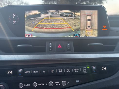 Used 2019 Lexus ES 350 Ultra Luxury w/ Accessory Package 2 image 7