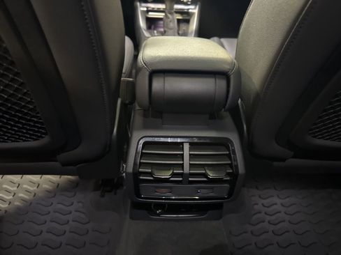 Used 2021 Audi Q3 2.0T Premium Plus image 16