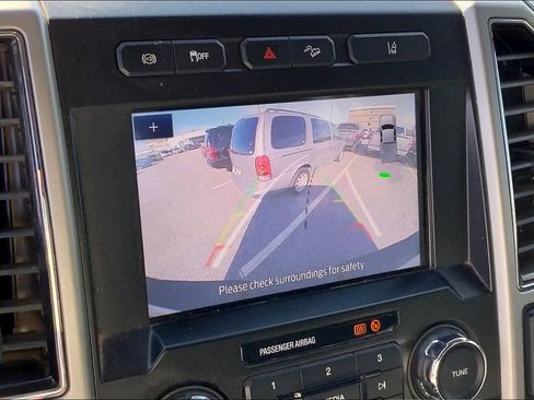 Used 2020 Ford F250 Lariat w/ Lariat Ultimate Package AWD/4WD image 27