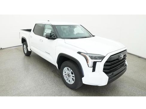 New 2026 Toyota Tundra SR5 AWD/4WD image 13