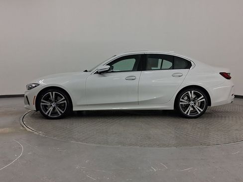 Certified 2024 BMW 330i Sedan w/ Premium Package image 2