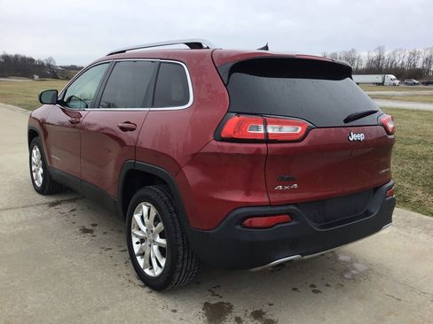Used 2016 Jeep Cherokee Limited image 6