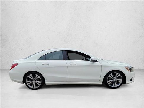 Used 2014 Mercedes-Benz CLA 250 image 4