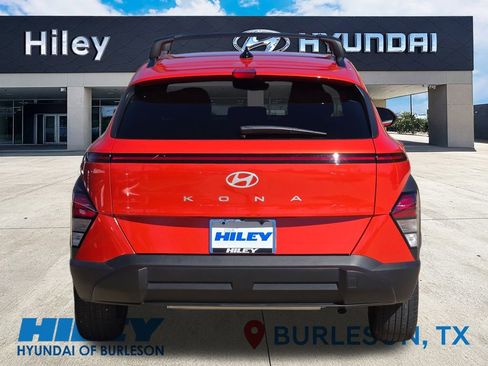 Certified 2025 Hyundai Kona SEL image 5