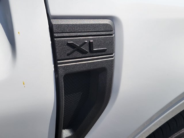 New 2026 Ford Maverick XL FWD image 8