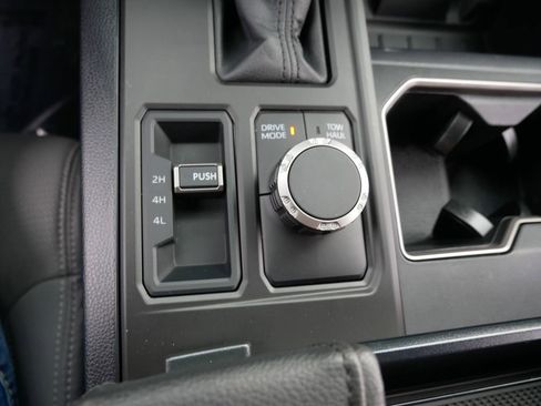 Used 2025 Toyota Tundra SR5 AWD/4WD image 22