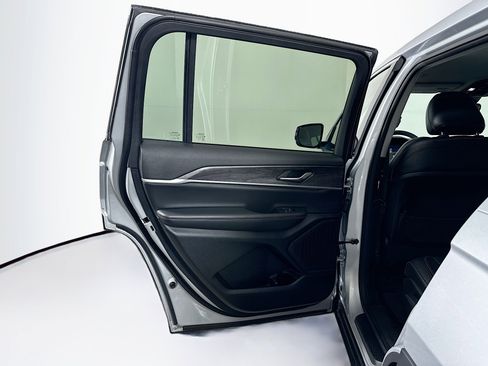 Used 2023 Jeep Grand Cherokee L Limited w/ Trailer Tow Group (B) image 26