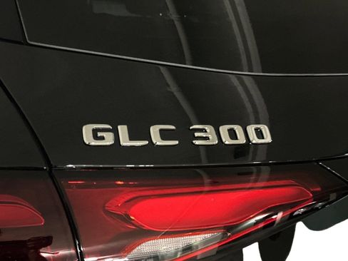 Used 2026 Mercedes-Benz GLC 300 4MATIC image 20