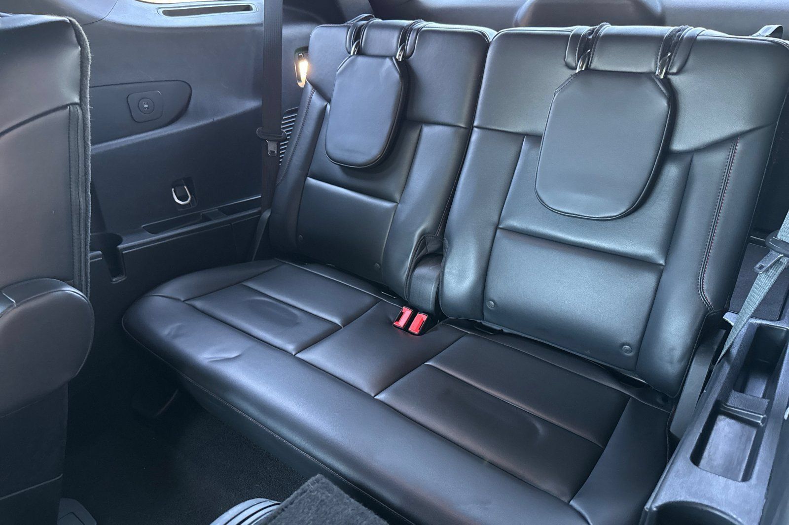 Certified 2025 Ford Explorer ST-Line AWD/4WD image 13