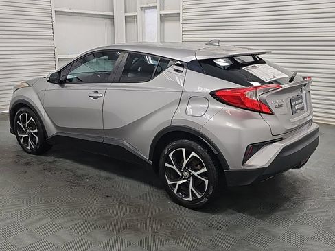 Used 2018 Toyota C-HR XLE FWD image 6