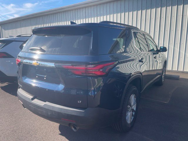 Used 2023 Chevrolet Traverse LT FWD image 4