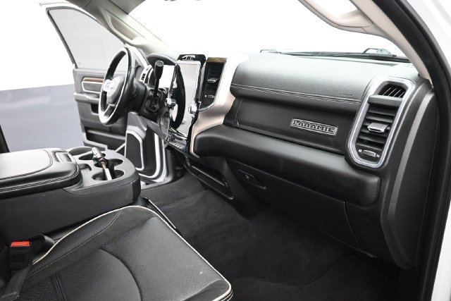 Used 2024 RAM 2500 Laramie AWD/4WD image 29