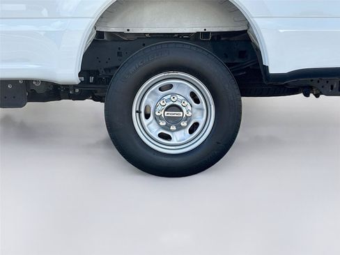 Used 2024 Ford F250 XL w/ XL Chrome Package AWD/4WD image 13
