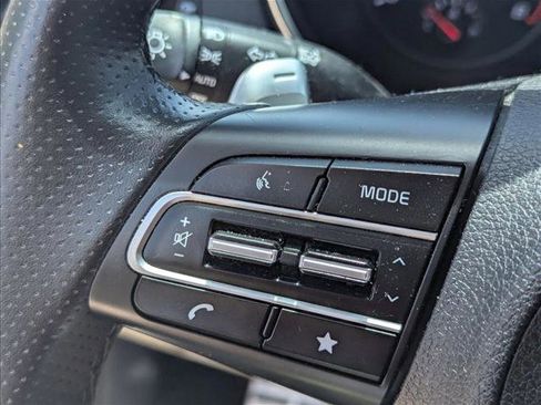 Used 2022 Kia Stinger GT1 image 10