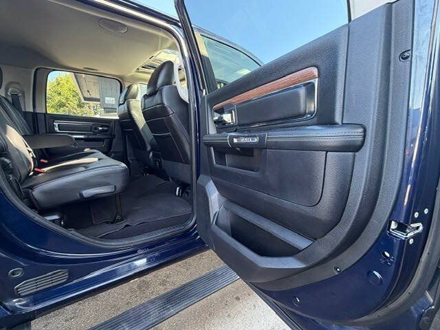 Used 2014 RAM 2500 Laramie w/ Convenience Group AWD/4WD image 26
