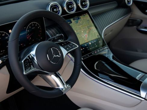 New 2026 Mercedes-Benz GLC 300 4MATIC image 15