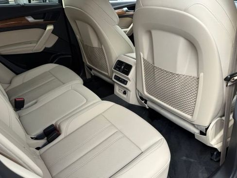 Used 2021 Audi Q5 Prestige w/ Prestige Package AWD/4WD image 26