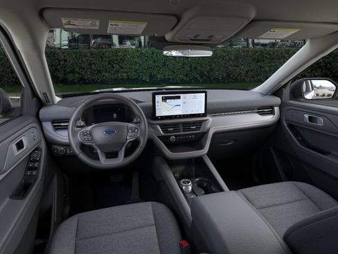 New 2026 Ford Explorer Active RWD image 9