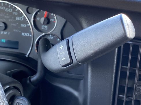 Used 2024 GMC Savana 2500 Work Van w/ Driver Convenience Package image 18