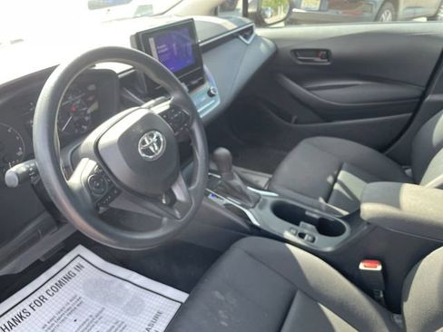 Used 2023 Toyota Corolla LE FWD image 11