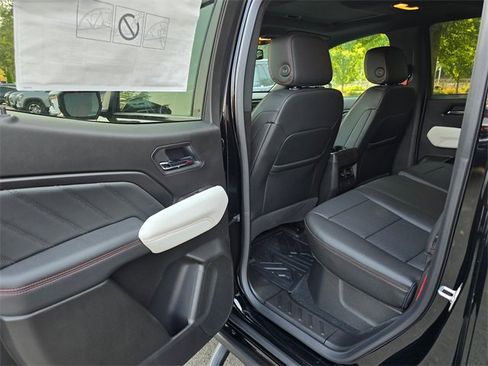 New 2025 GMC Canyon AT4 w/ AT4X Package image 15