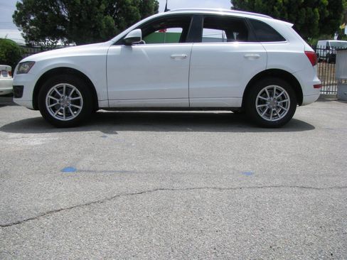 Used 2011 Audi Q5 2.0T Premium AWD/4WD image 1