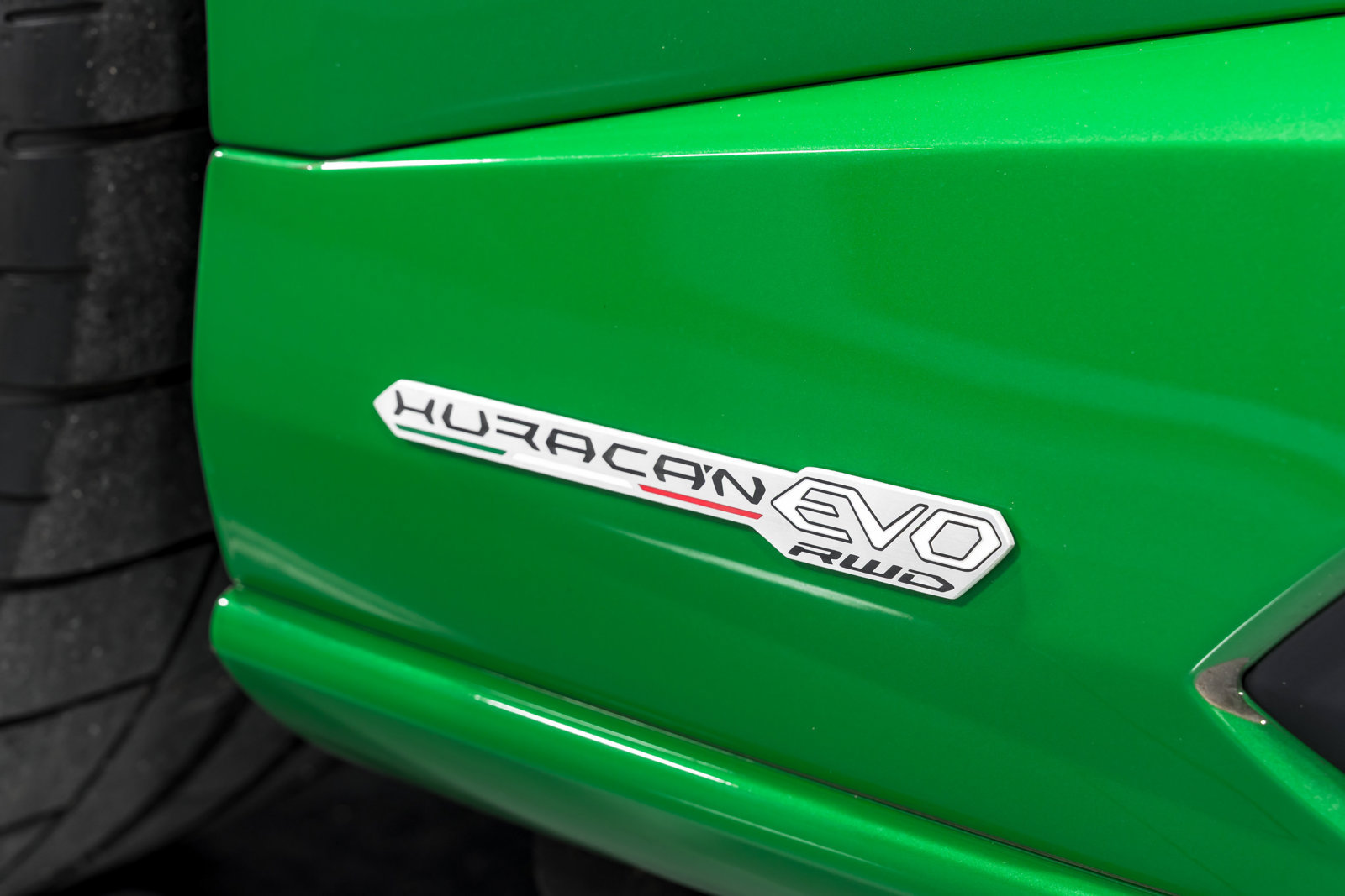 Used 2022 Lamborghini Huracan EVO RWD image 55
