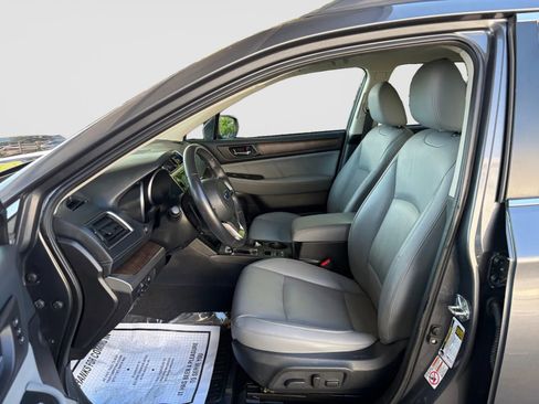 Used 2018 Subaru Outback 2.5i Limited AWD/4WD image 12