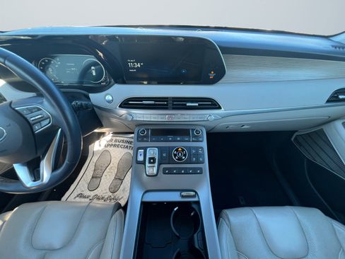 Used 2022 Hyundai Palisade Calligraphy image 13