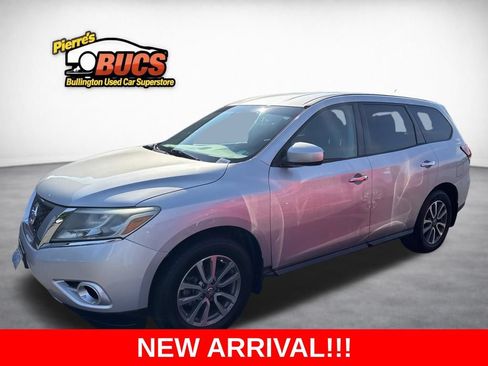 Used 2014 Nissan Pathfinder S FWD image 1